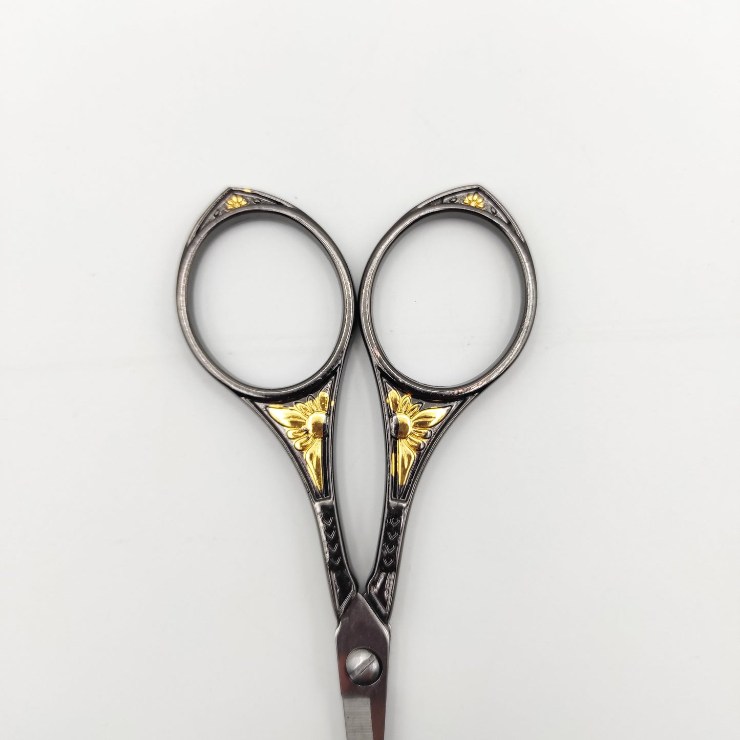 Black and Gold Style scissor, Embroidery/Quilting/Thread/Sewing/Knitting/Cross Stitch Sharp scissor