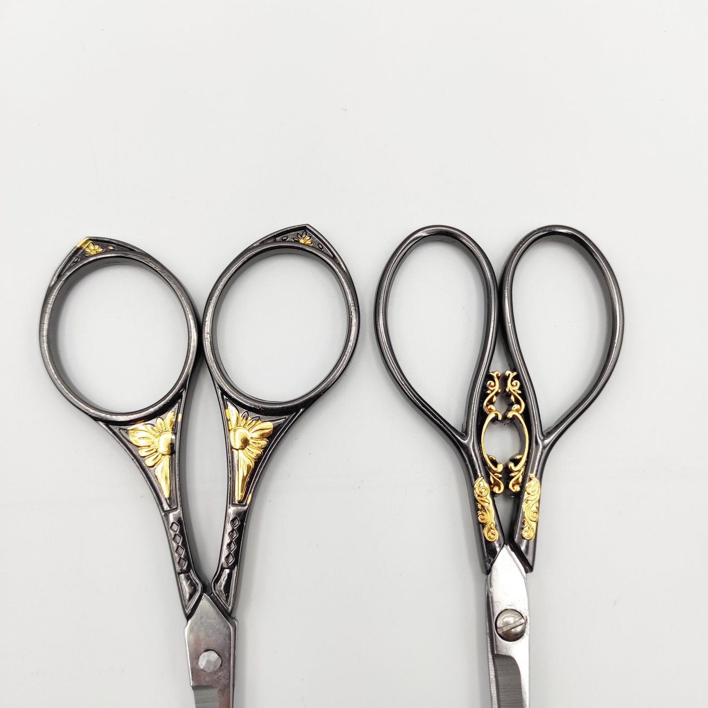 Black and Gold Style scissor, Embroidery/Quilting/Thread/Sewing/Knitting/Cross Stitch Sharp scissor