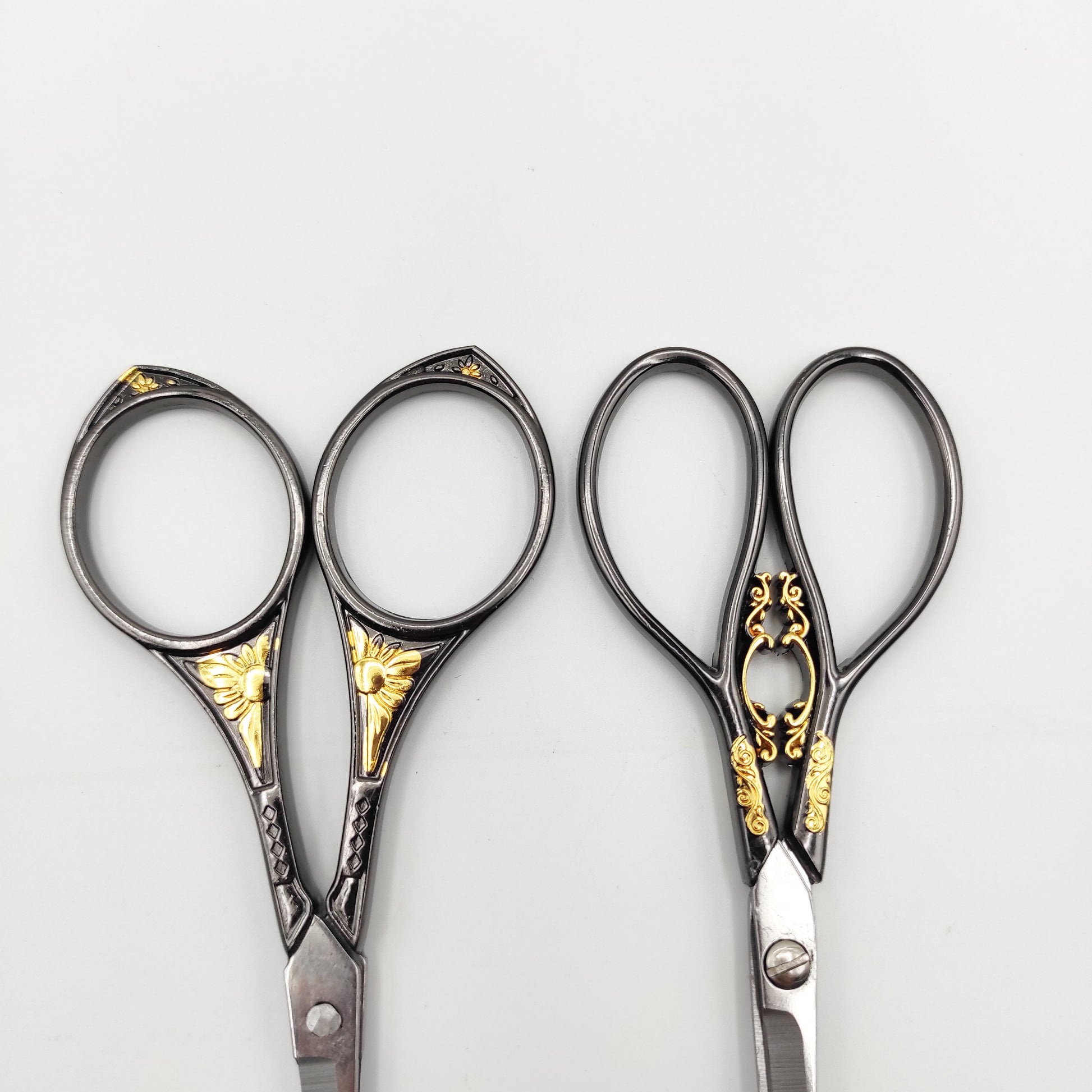 Black and Gold Style scissor, Embroidery/Quilting/Thread/Sewing/Knitting/Cross Stitch Sharp scissor