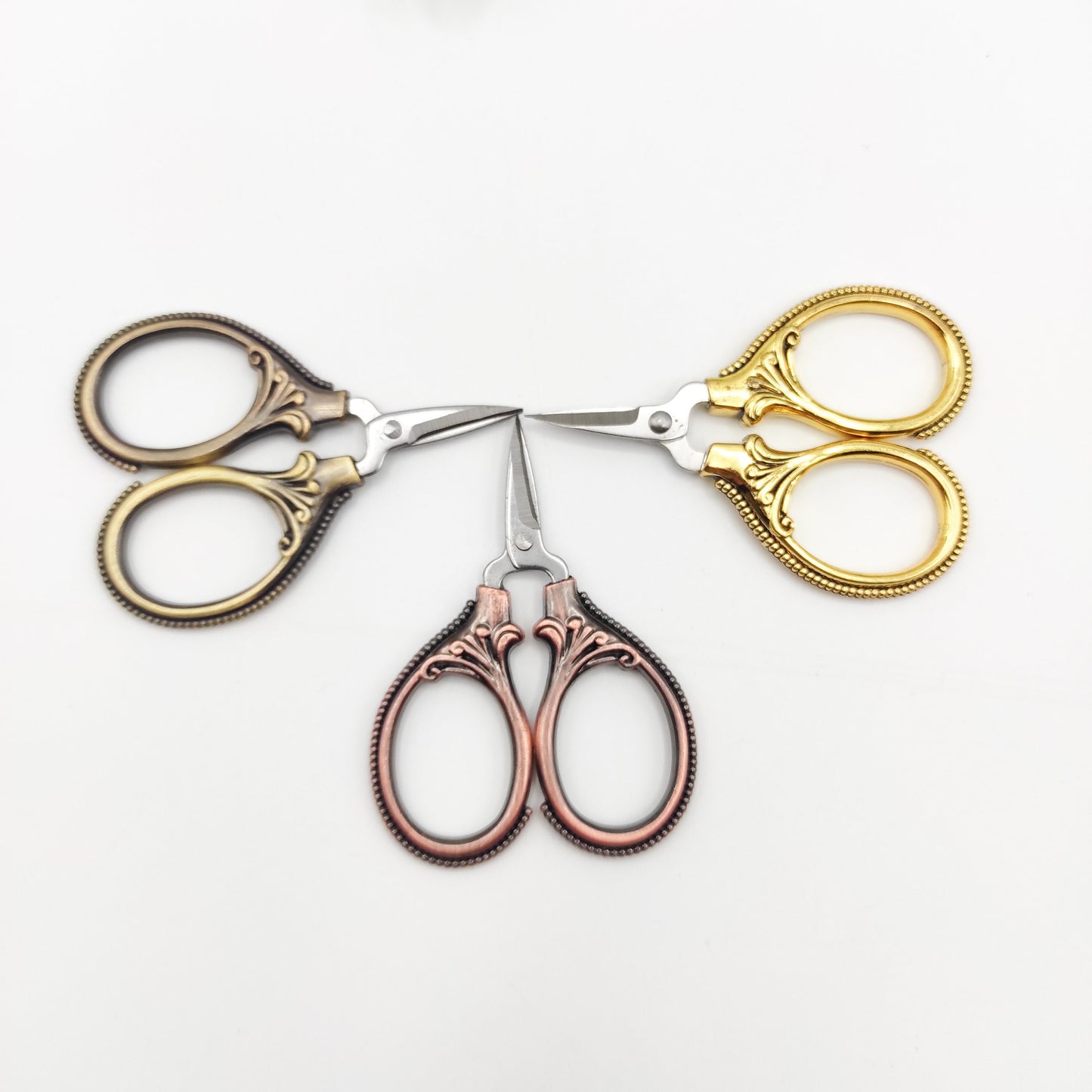 MINI Bonsai Scissors, Cute Embroidery Travel Sharp scissor unique gift for Embroidery/Quilting/Thread/Sewing/Knitting/Cross Stitch