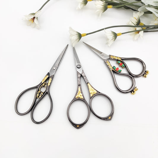 Black and Gold Style scissor, Embroidery/Quilting/Thread/Sewing/Knitting/Cross Stitch Sharp scissor