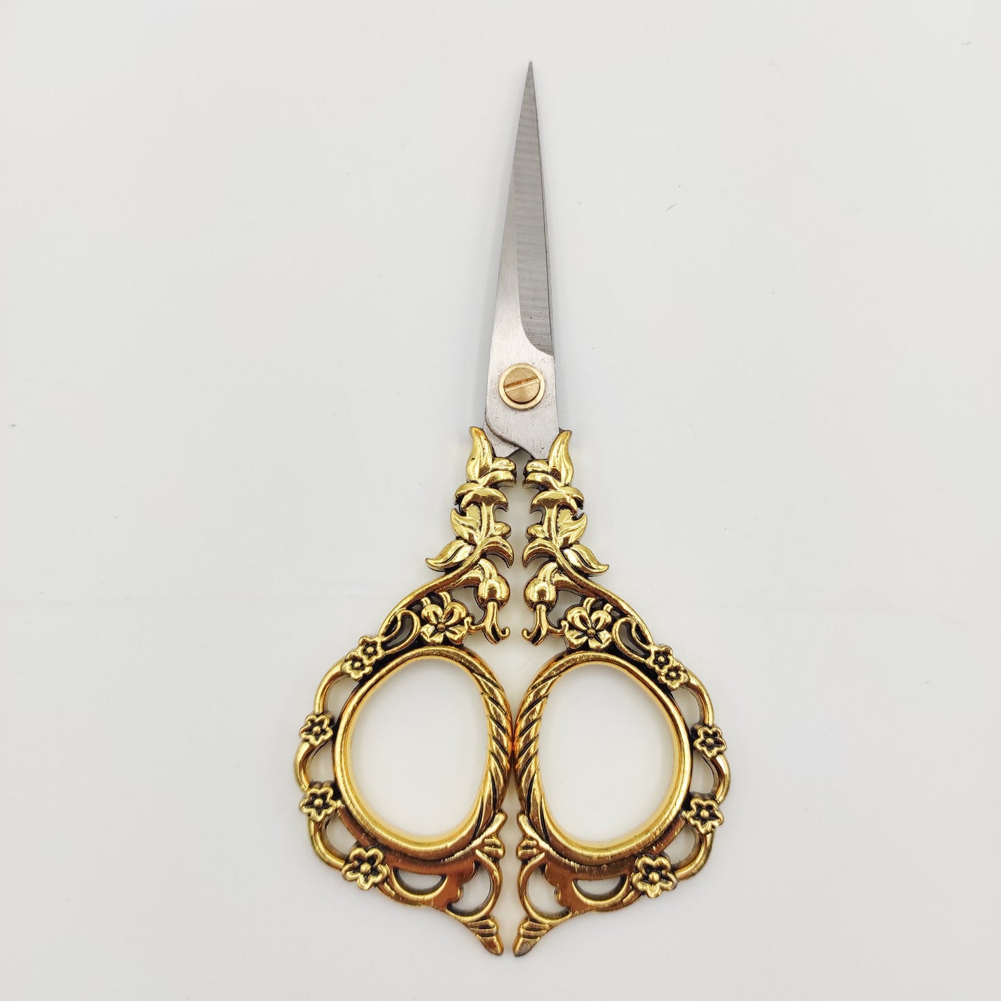 Flower Vintage Styler Large Scissors - Perfect Gift for Crafting Enthusiasts