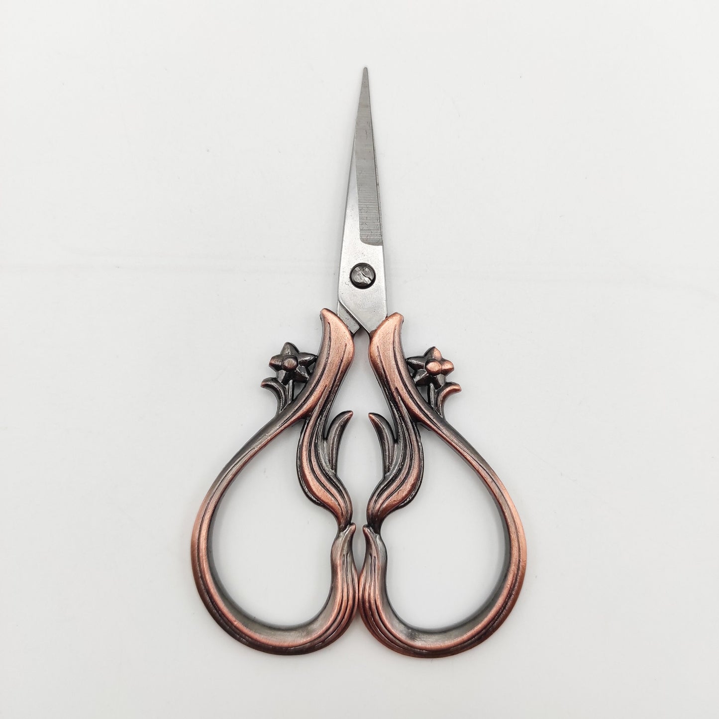 Sea of Stars Embroidery scissor, Small Sharp scissor unique gift for Embroidery/Quilting/Thread/Sewing/Knitting/Cross Stitch