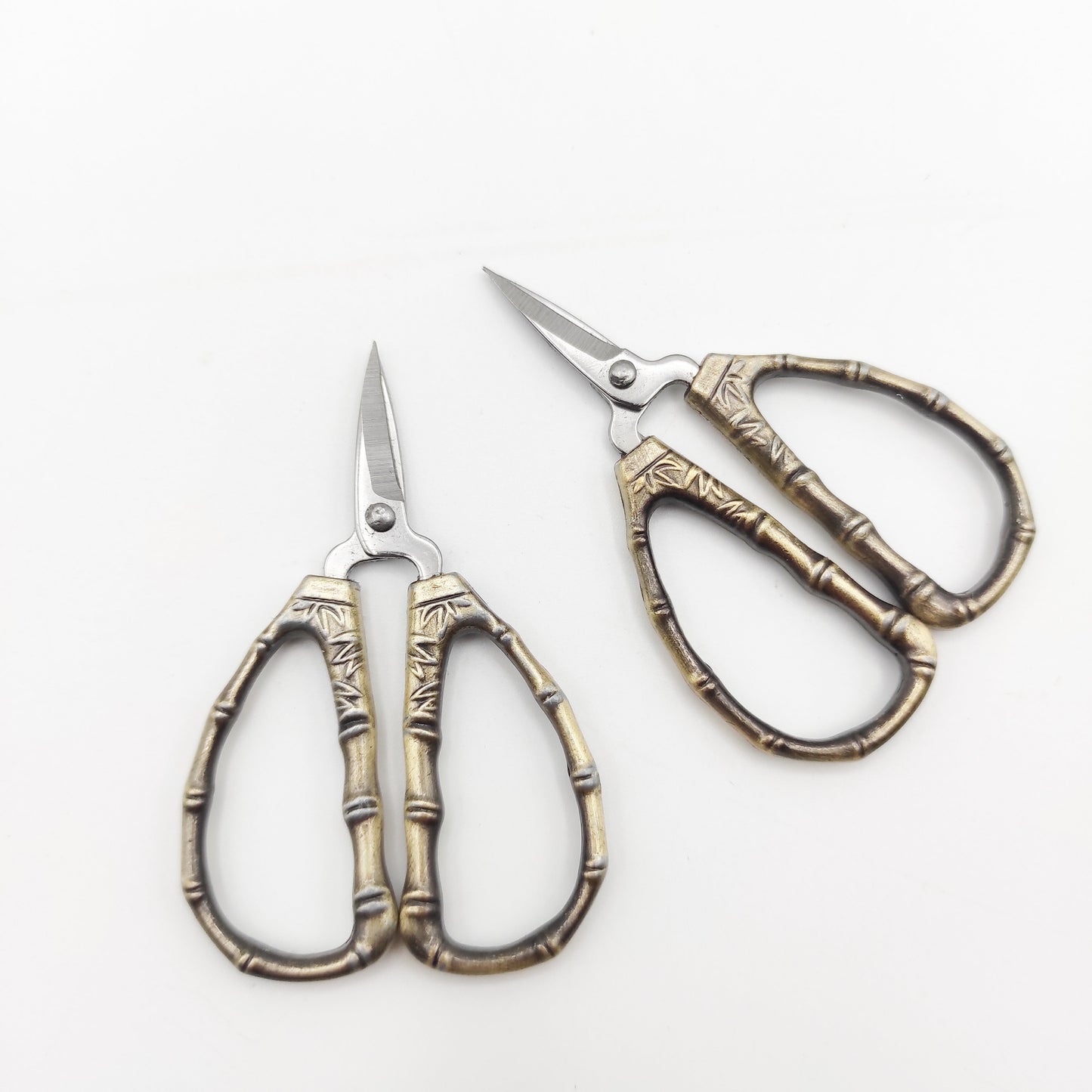 Bamboo Embroidery scissor, Small Sharp scissor unique gift for Embroidery/Quilting/Thread/Sewing/Knitting/Cross Stitch