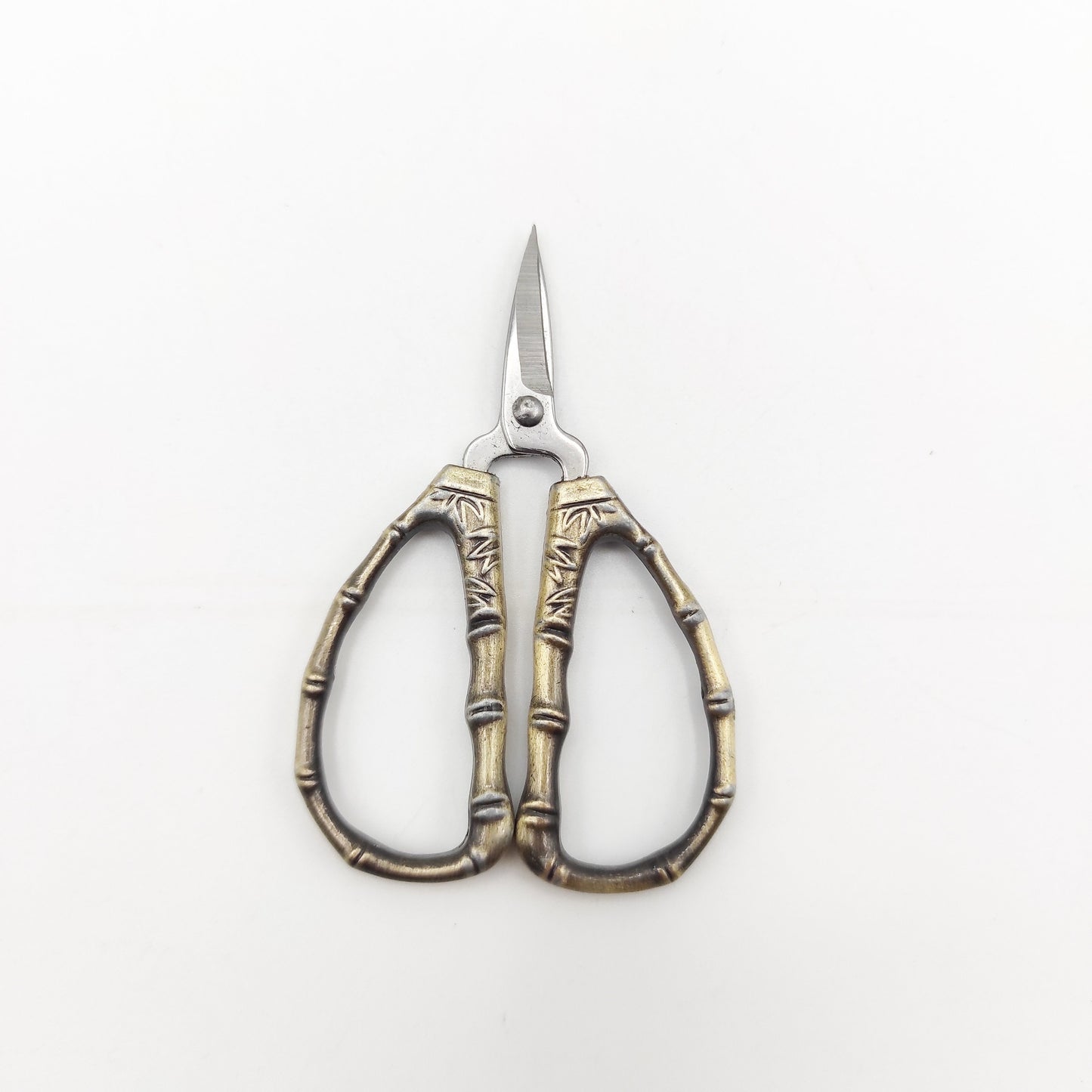 MINI Bonsai Scissors, Cute Embroidery Travel Sharp scissor unique gift for Embroidery/Quilting/Thread/Sewing/Knitting/Cross Stitch