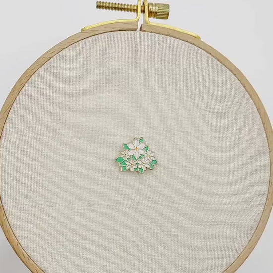 Small Flower enamel needle minders, Floral Needle Minder for Embroidery, Cross Stitch, Needle work, Needle point tools