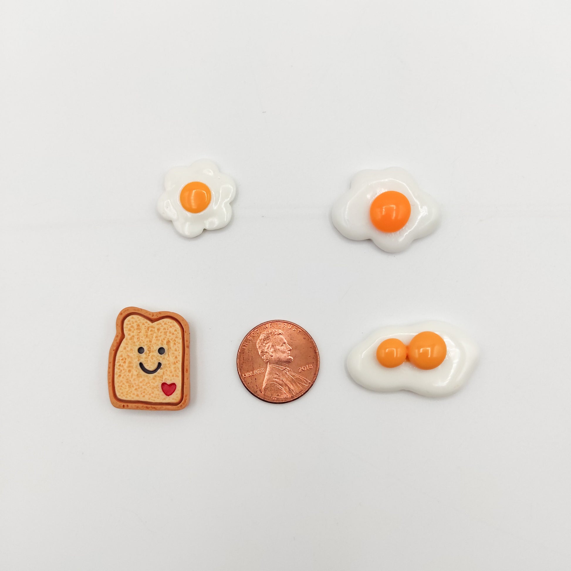 Toast and Egg Resin needle minders, Cute Needle Minders for Embroidery, Cross Stitch, Needlework, Needlepoint tools, Needle Keeper