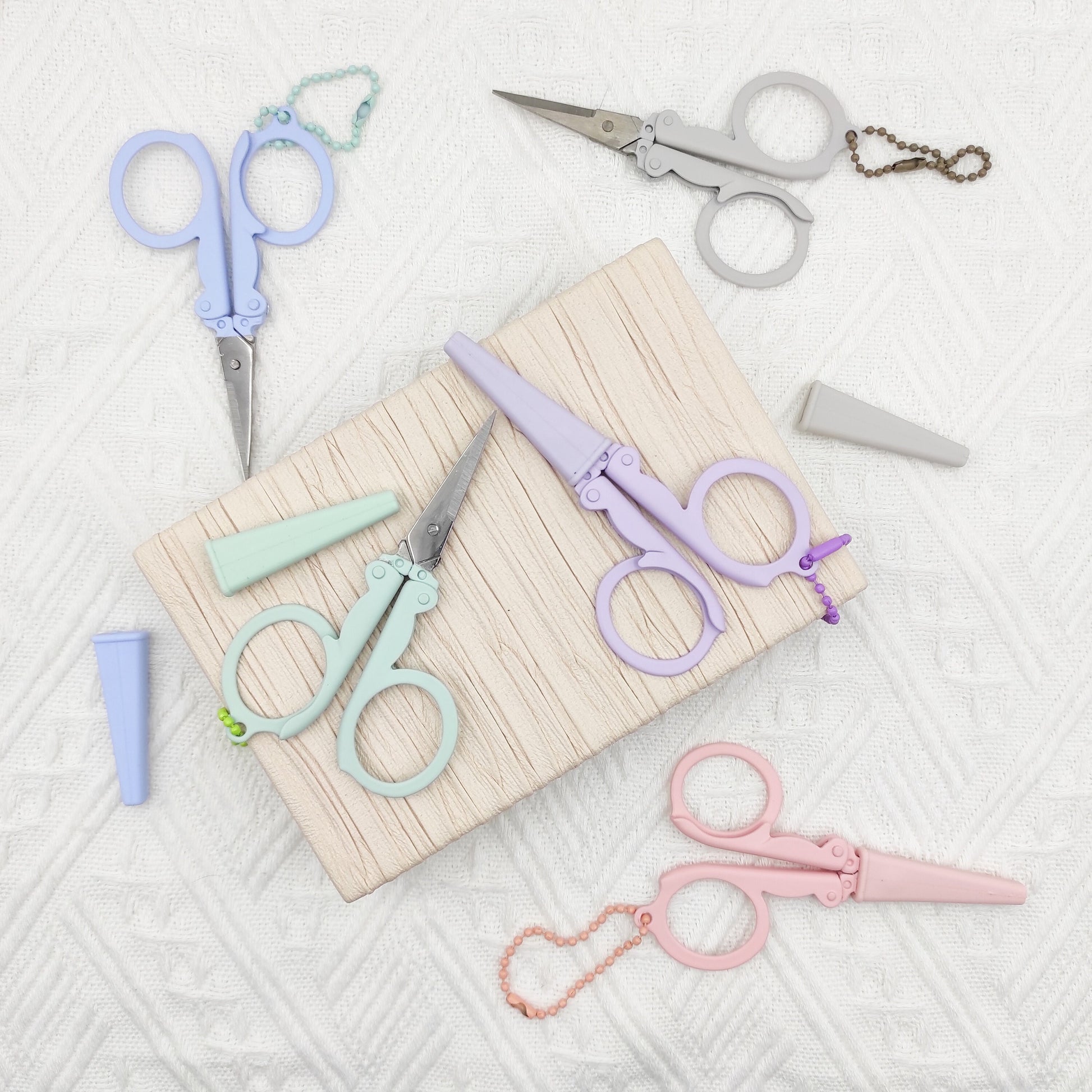 Portable Folding scissors with sheath, Small Travel Embroidery/Cross stitch/Thread/Sewing scissors, stainless steel pocket scissors