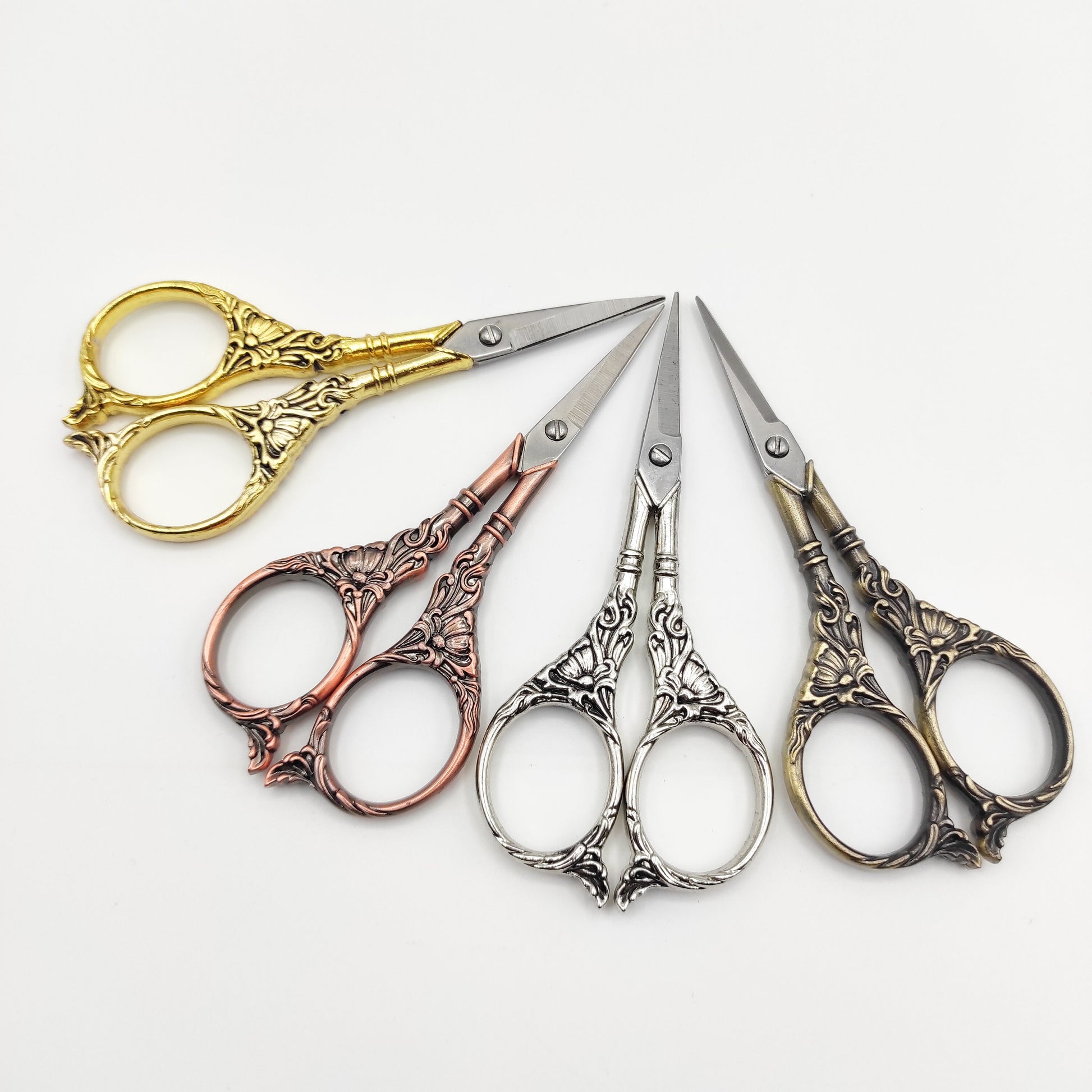 Lily Vintage Style scissor, Embroidery/Quilting/Thread/Sewing/Knitting/Cross Stitch Sharp scissor