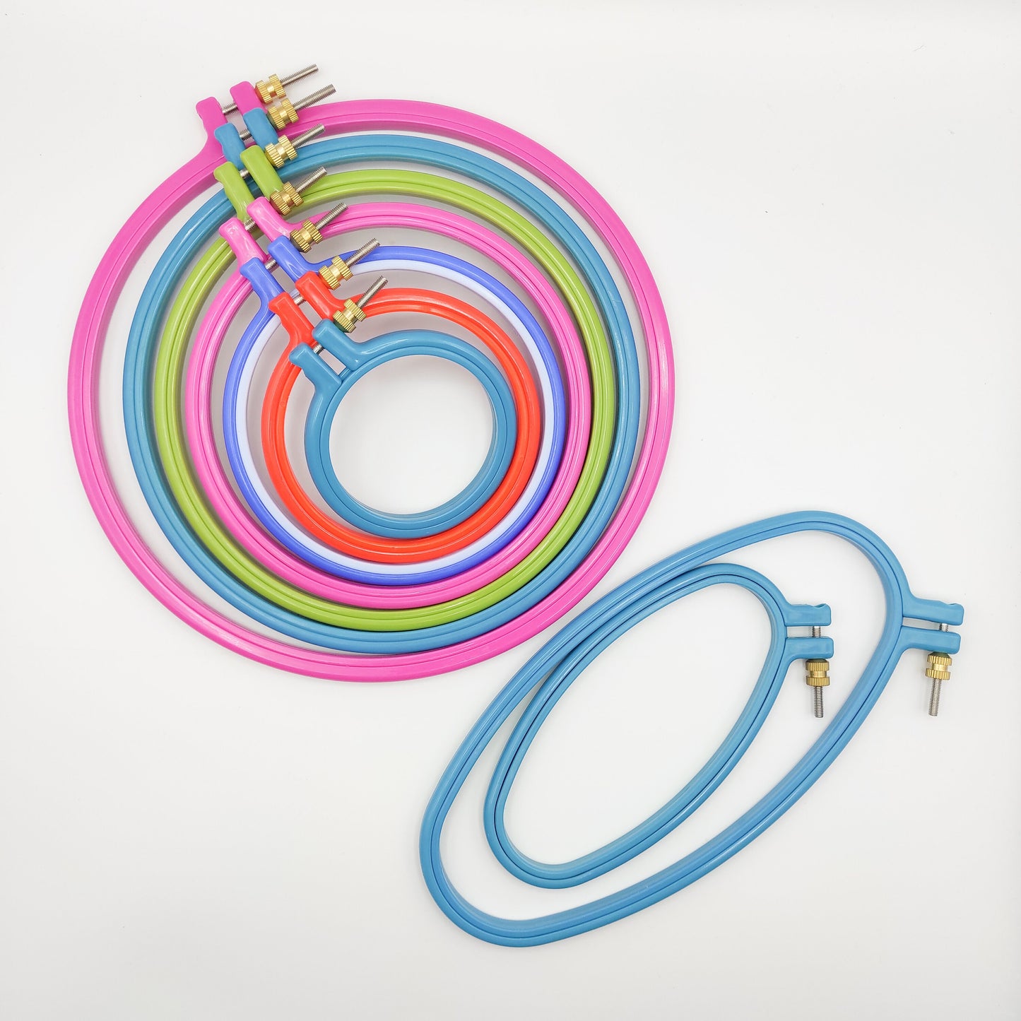 Multiple Sizes of Colorful Round Plastic Hoops for hand Stitching, Embroidery, Cross stitch, Needlework Frame, Round embroidery display.