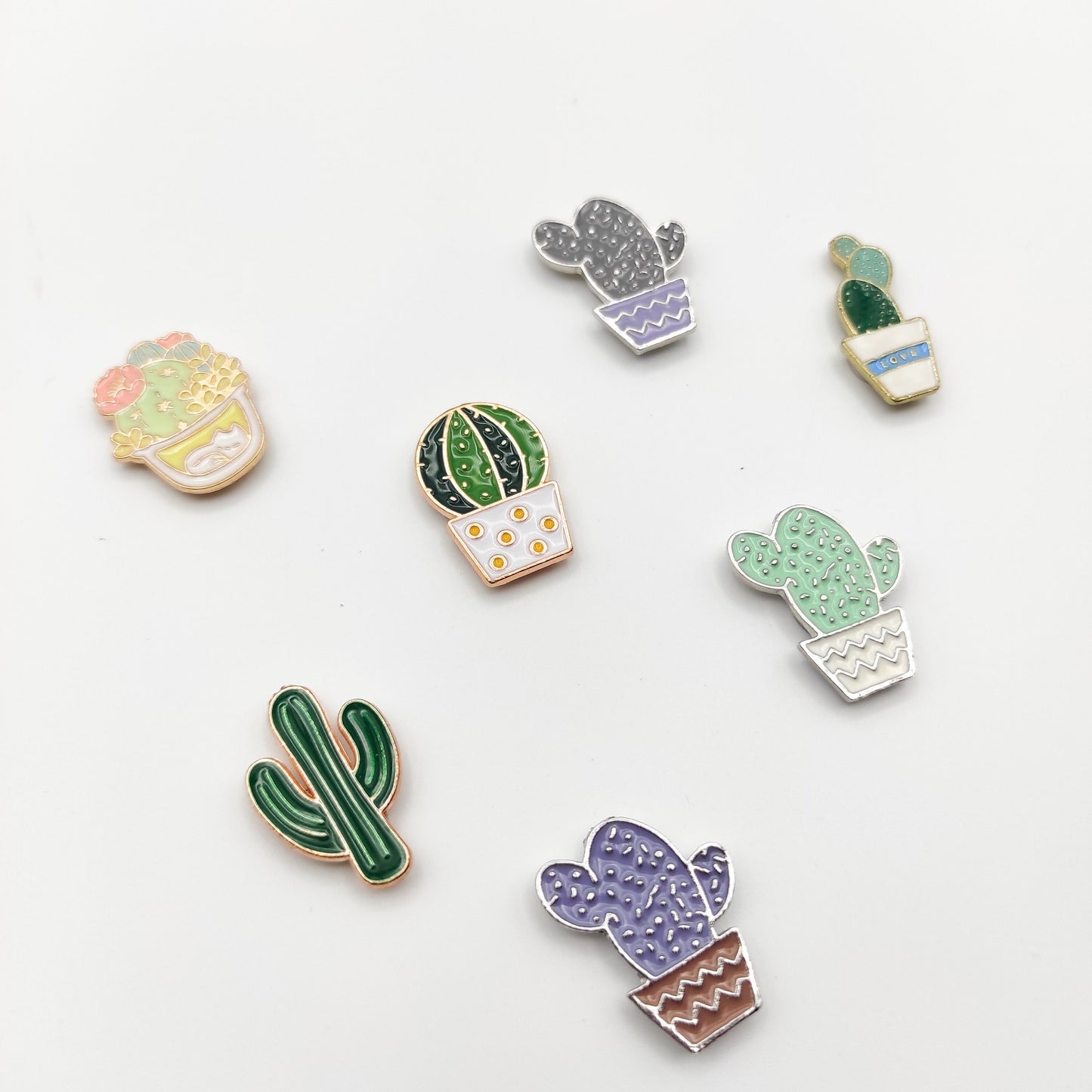 Cactus Enamel Needle Minders, Small Needle Minder for Embroidery, Cross Stitch, Needle work, Needle point tools