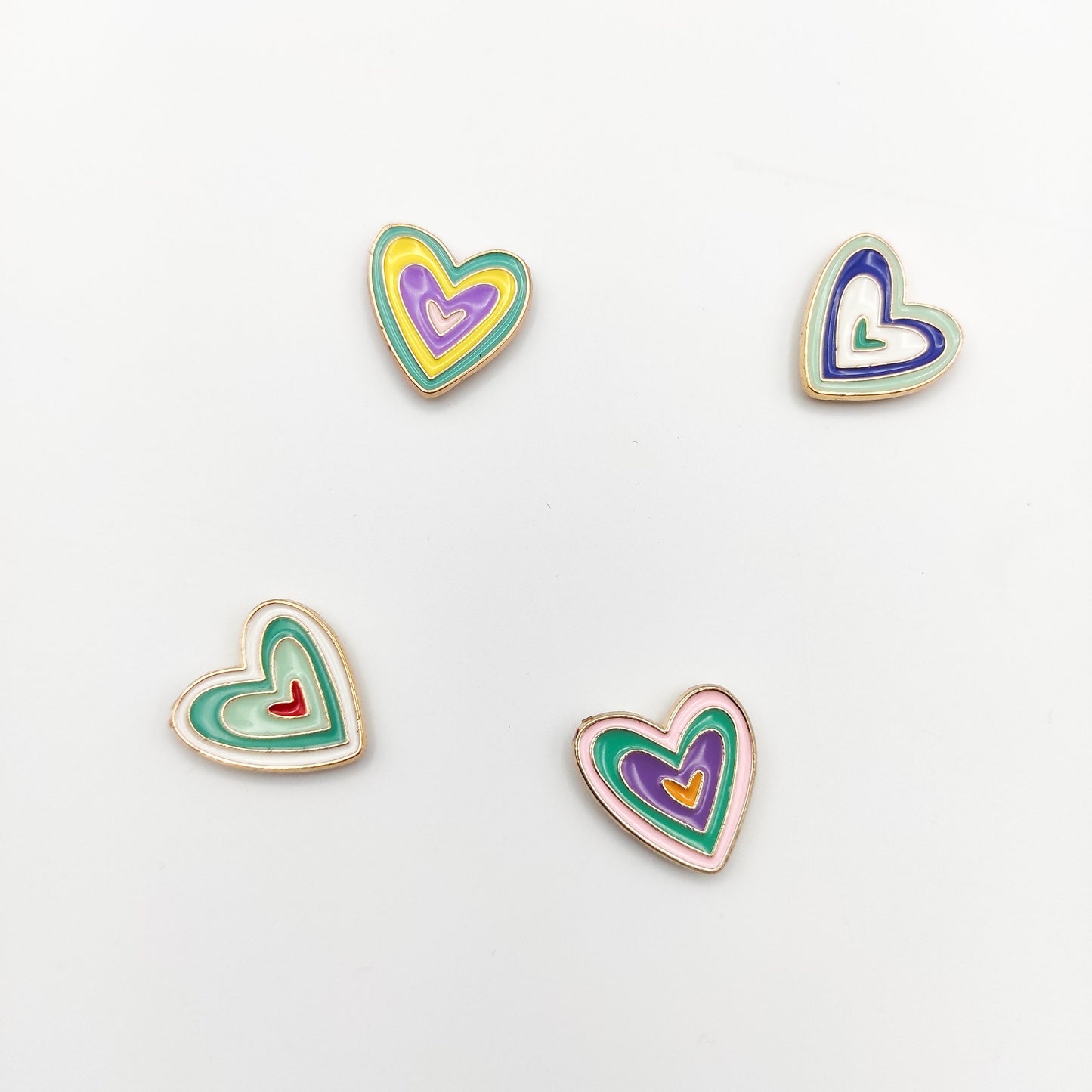 Heart enamel needle minders, Cute Needle Minder for Embroidery, Cross Stitch, Needle work, needlecraft projects and sewing.