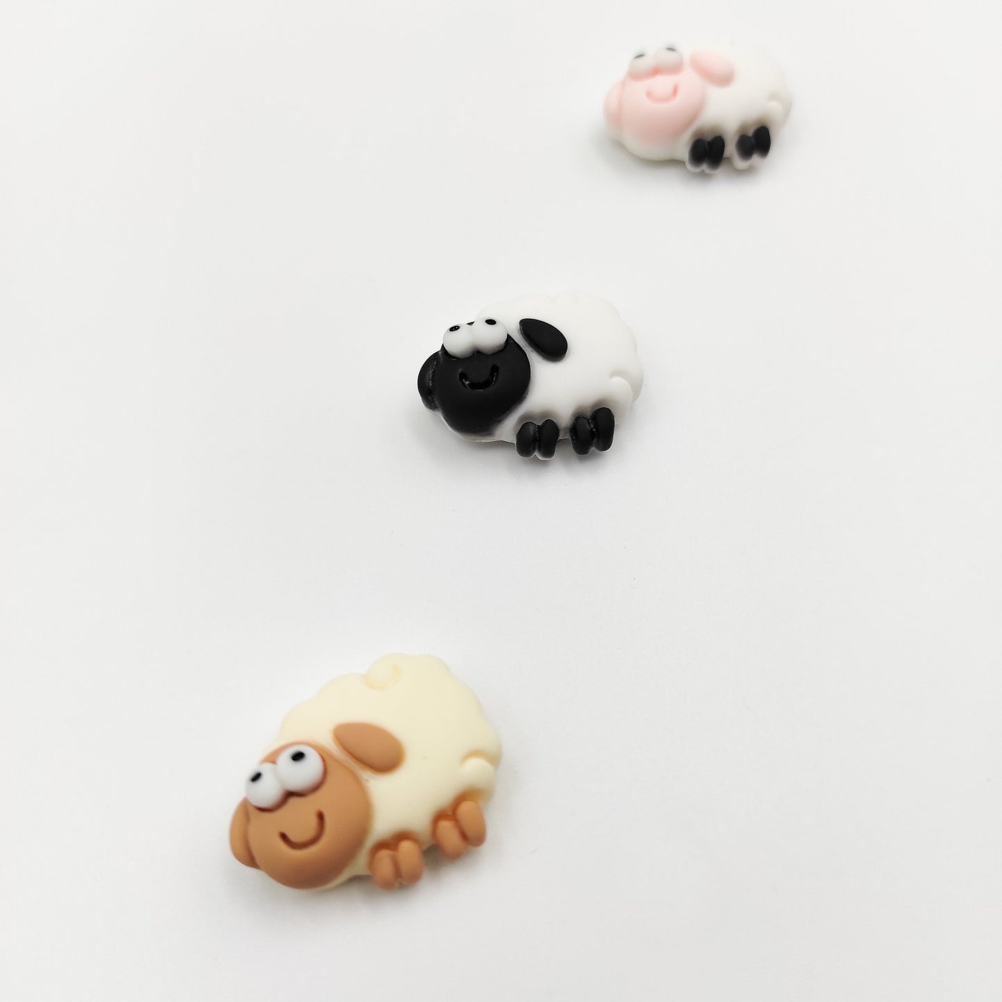 Sheep Resin needle minders, Needle Minder for Embroidery, Cross Stitch, Needle work, Needle point tools