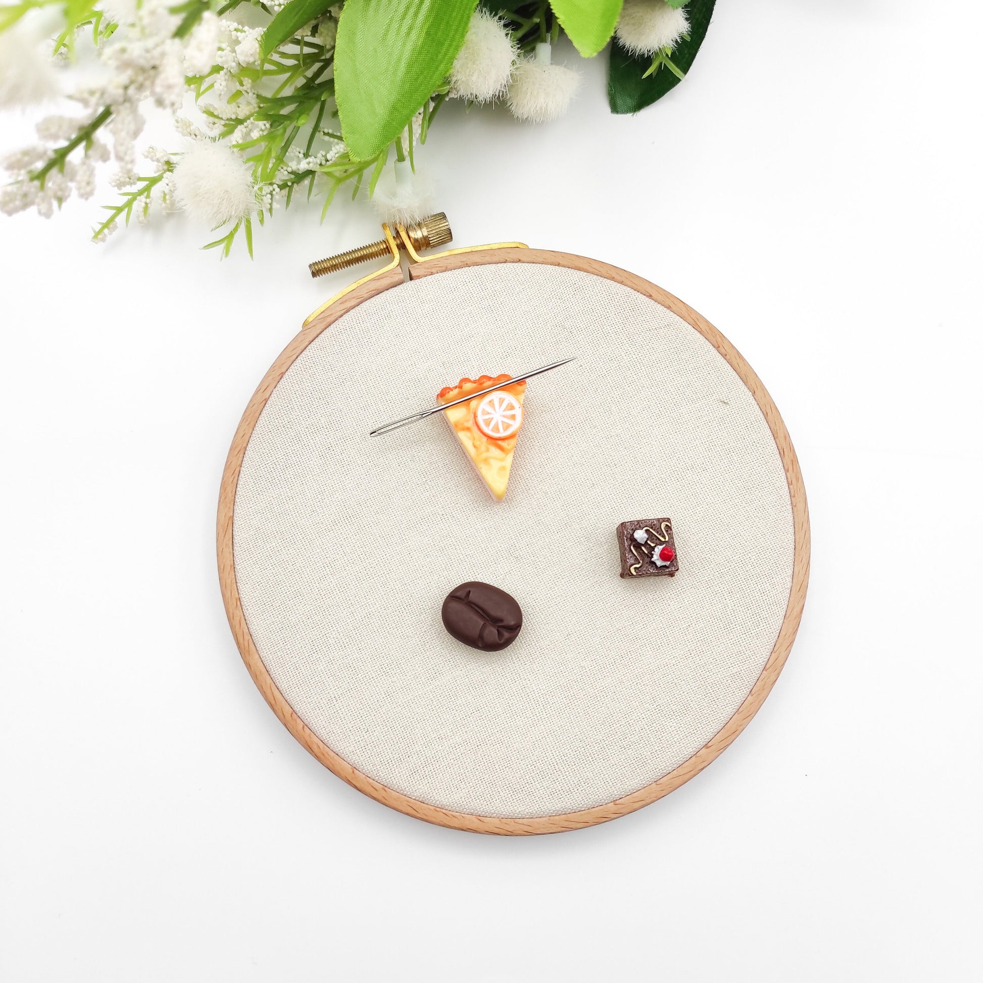 Cake/Coffee Resin needle minders, Cute Needle Minders for Embroidery, Cross Stitch, Needlework, Needlepoint tools, Needle Keeper