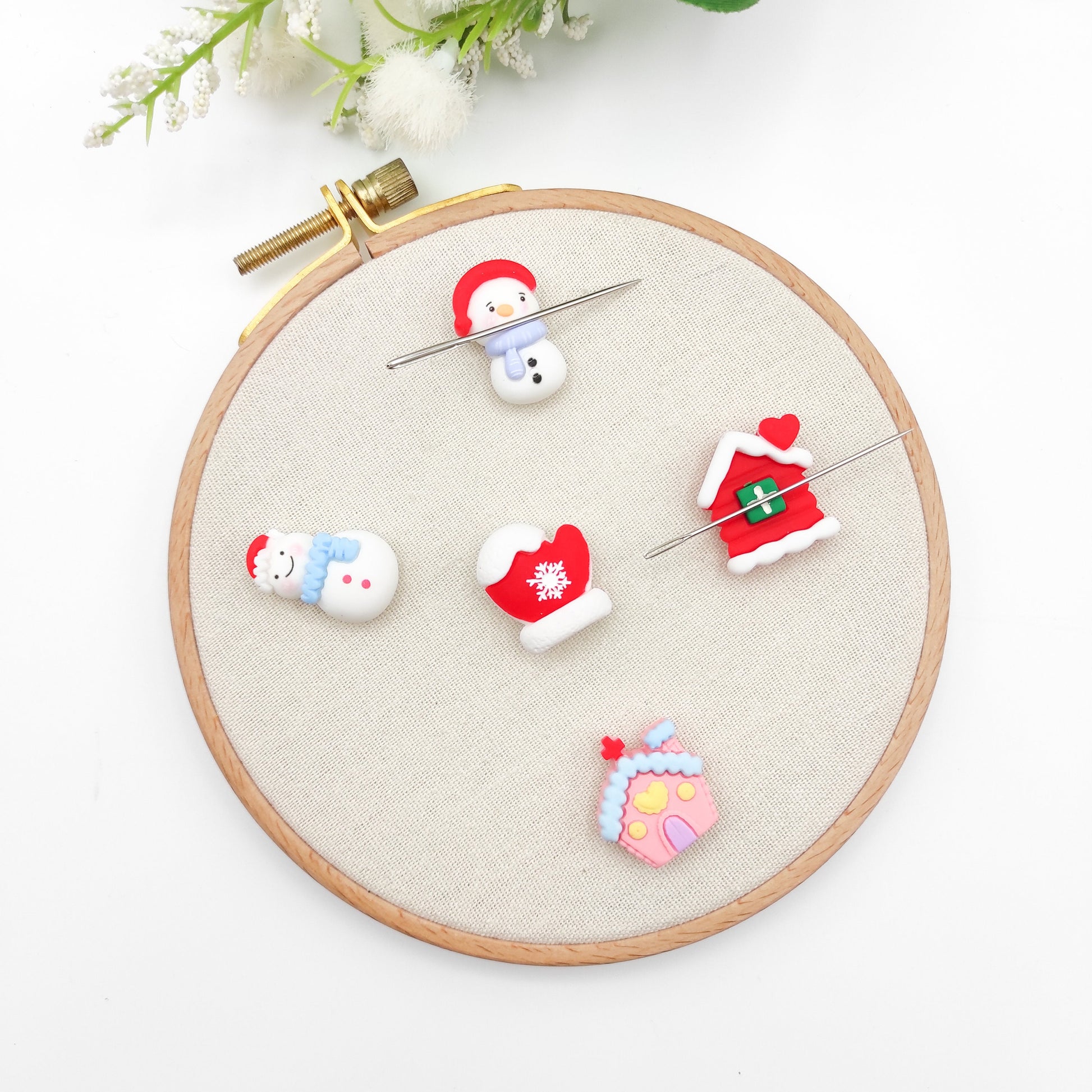 Snow town Resin needle minders, Cute Needle Minders for Embroidery, Cross Stitch, Needlework, Needlepoint tools, Needle Keeper