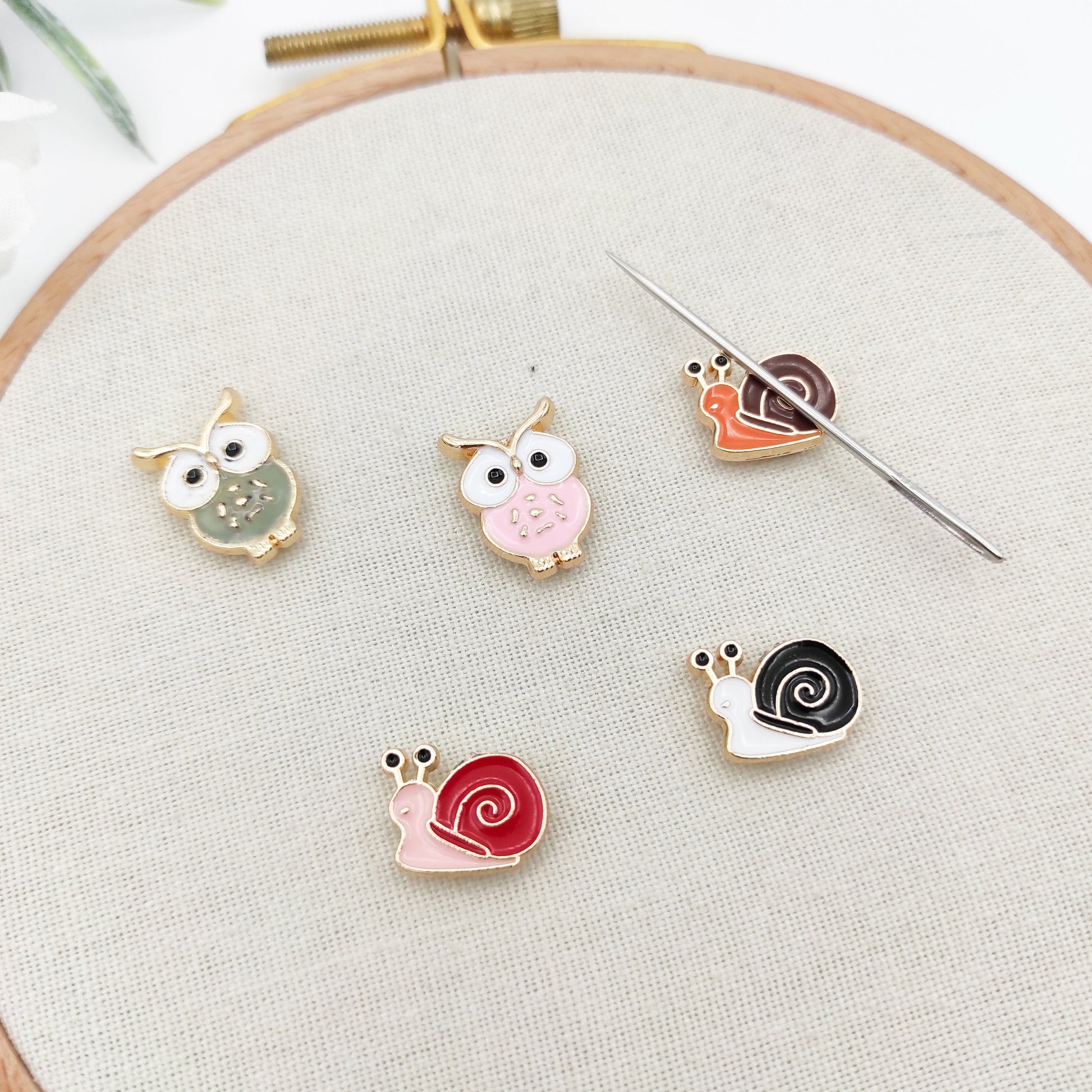 MINI Snails enamel needle minders, Owl Needle Minder for Embroidery, Cross Stitch, Needle work, needlecraft projects and sewing.