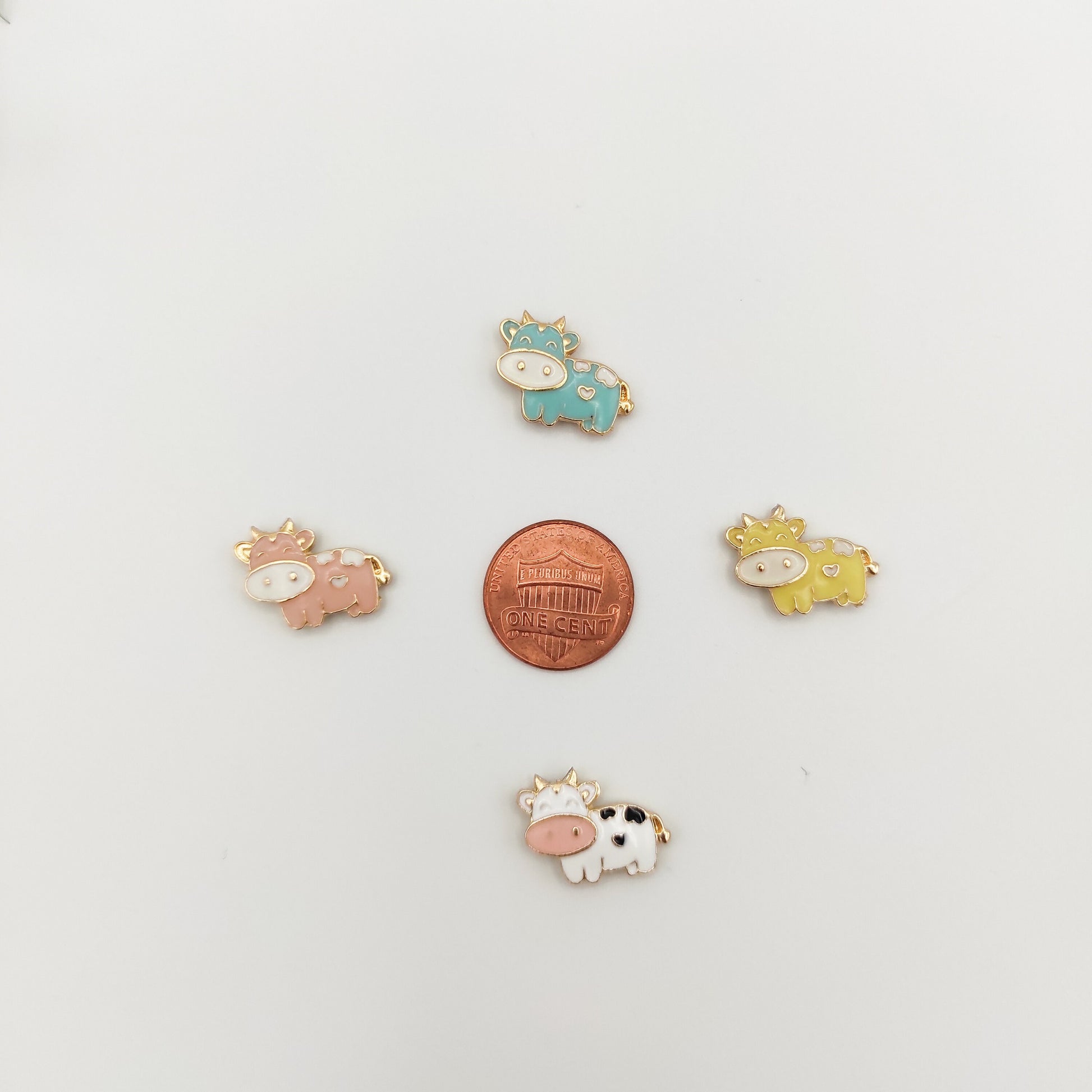 Cow enamel needle minders, Small Needle Minder for Embroidery, Cross Stitch, Needle work, Needle point tools