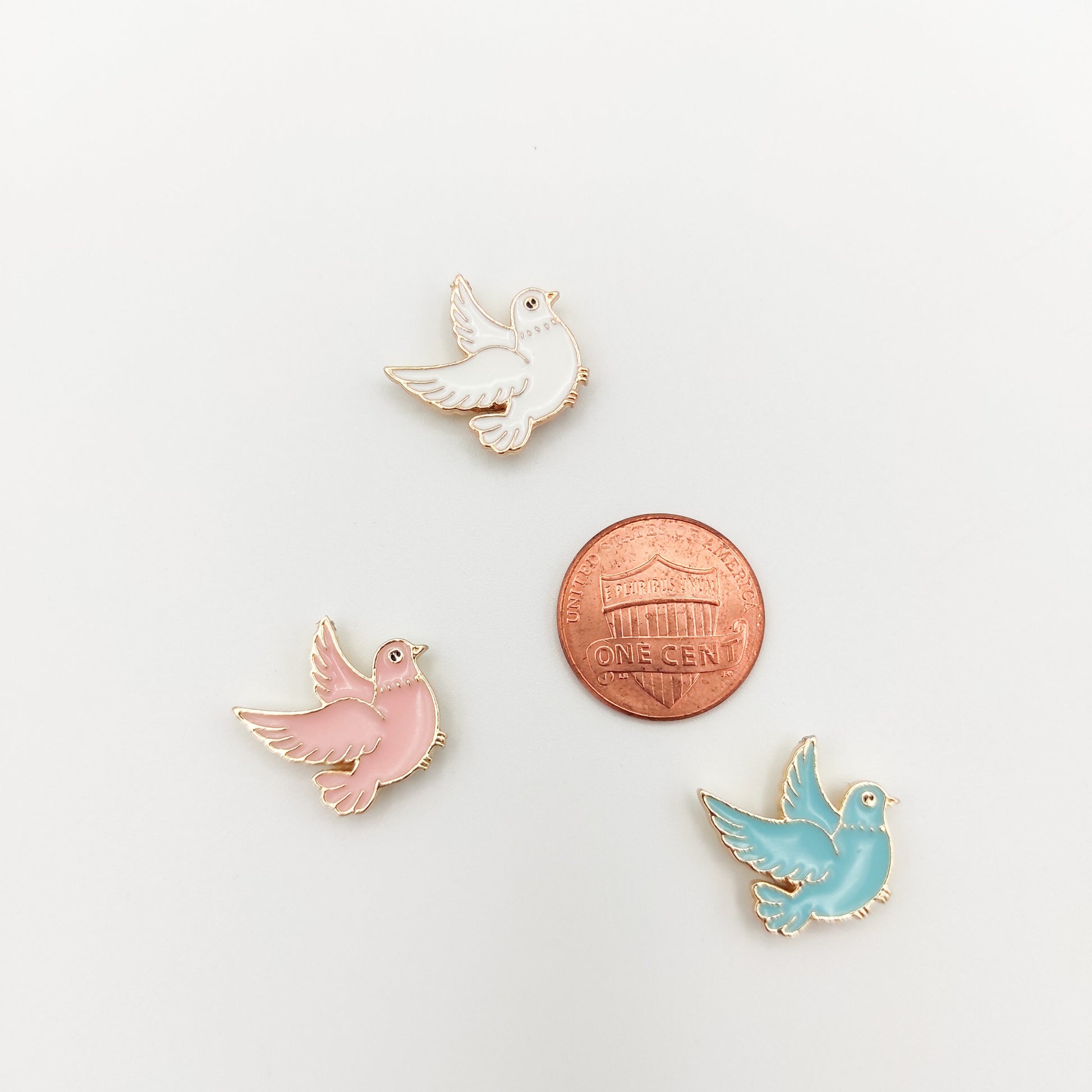 Dove enamel needle minders, Small Needle Minder for Embroidery, Cross Stitch, Needle work, Needle point tools